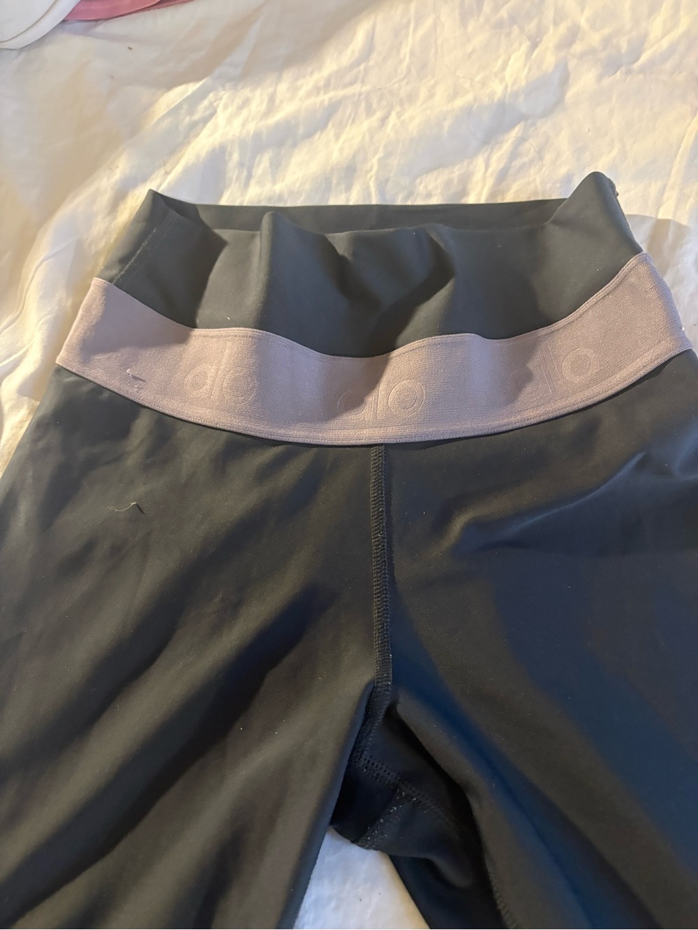 ALO Yoga Kids Black Leggings with Dusty Mauve Logo Waistband
